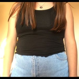 super cute crop top w wavy style at the bottom